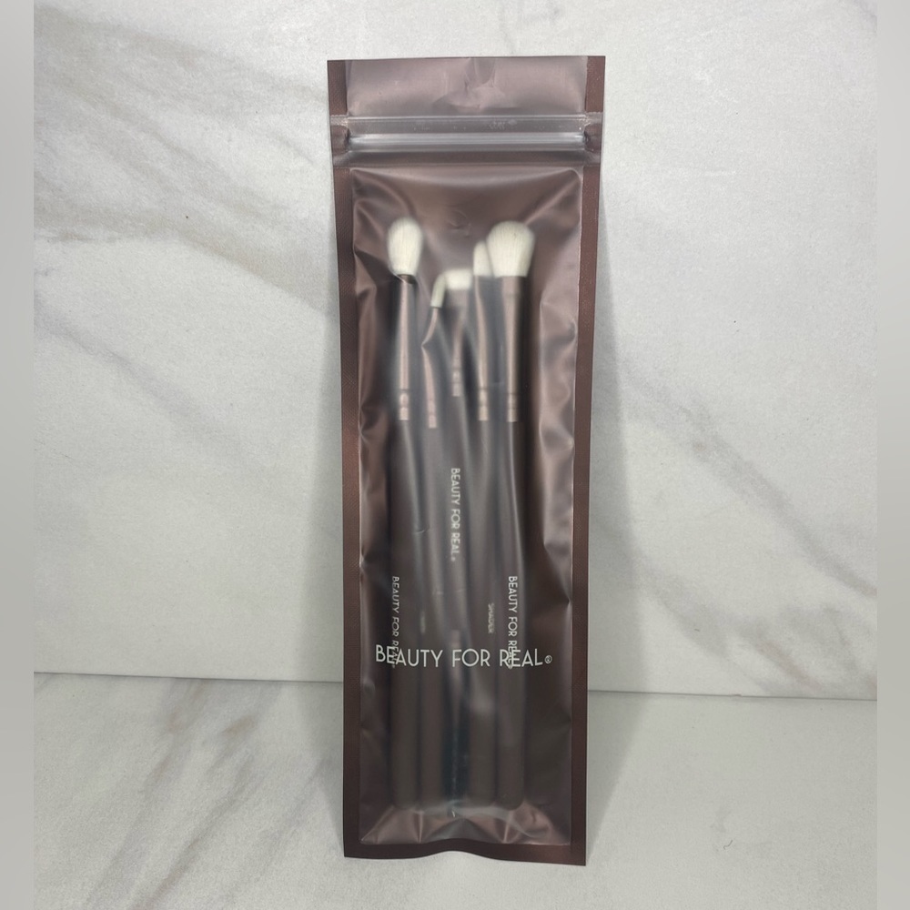 2 for $15/ 3 for $20 Beauty For Real Perfect Precision I brush set